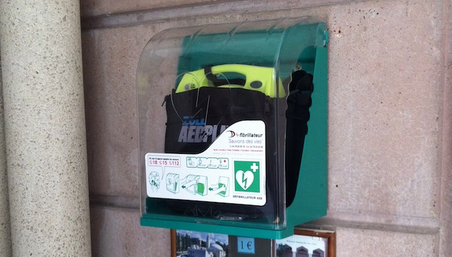 défibrillateur mosquee de lyon 3