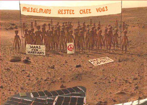 Musulmans, restez chez vous Musulmans, restez chez vous