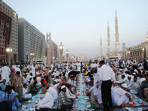 Iftar à Médine