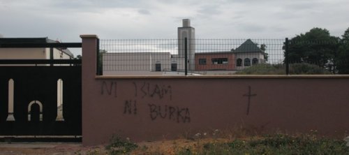 Mosquée de Caen : Ils aiment Charles Martel