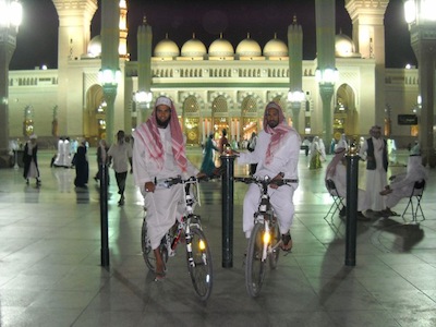 Hajj à vélo : après Salim, Ahmad et Nathim