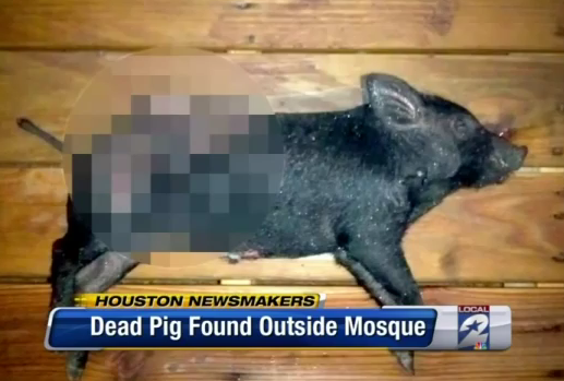 Porc mort devant une mosquée à Houston, USA