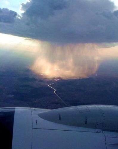 pluie depuis un avion