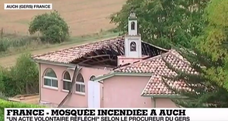 mosquee auch incendiee