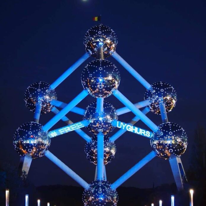 Atomium illuminé en soutien aux Uyghurs