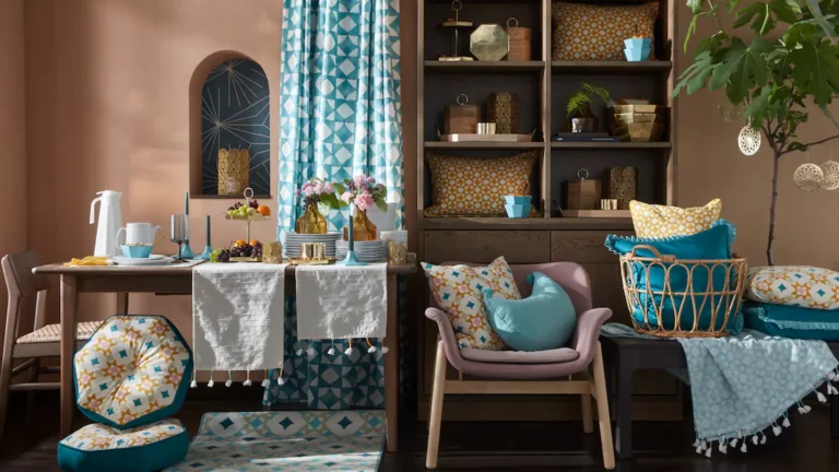 Ramadan 2025 – 1446 : GOKVÄLLÅ, la collection qu&rsquo;IKEA France assume enfin pleinement